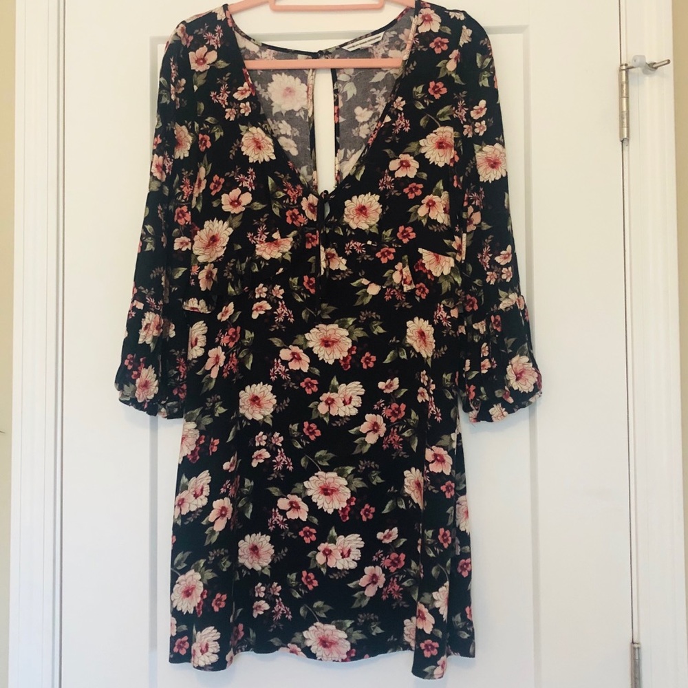 American Eagle Floral V-Neck Mini Dress S (NWT)